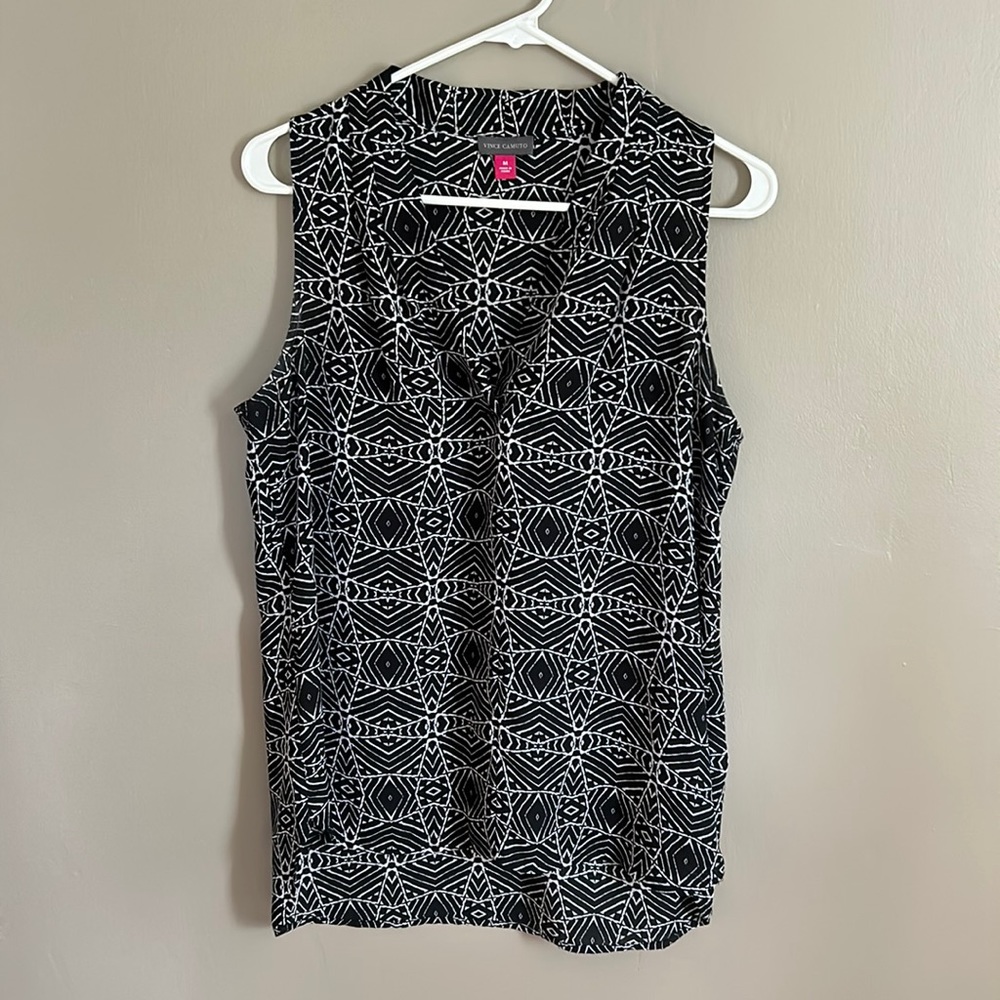 Cute Vince Camuto Top M